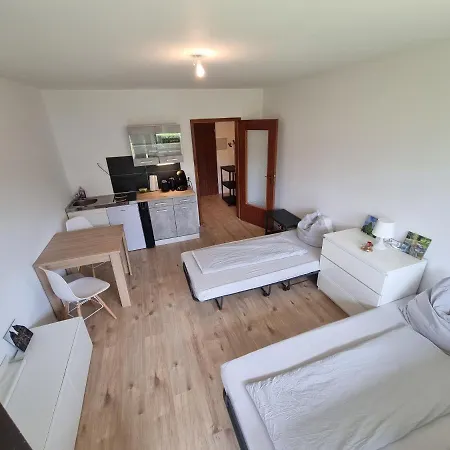 Terrassenapartment Dietel 아파트 *